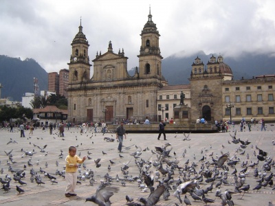 Debate en Colombia: propuestas para debilitar el sistema público